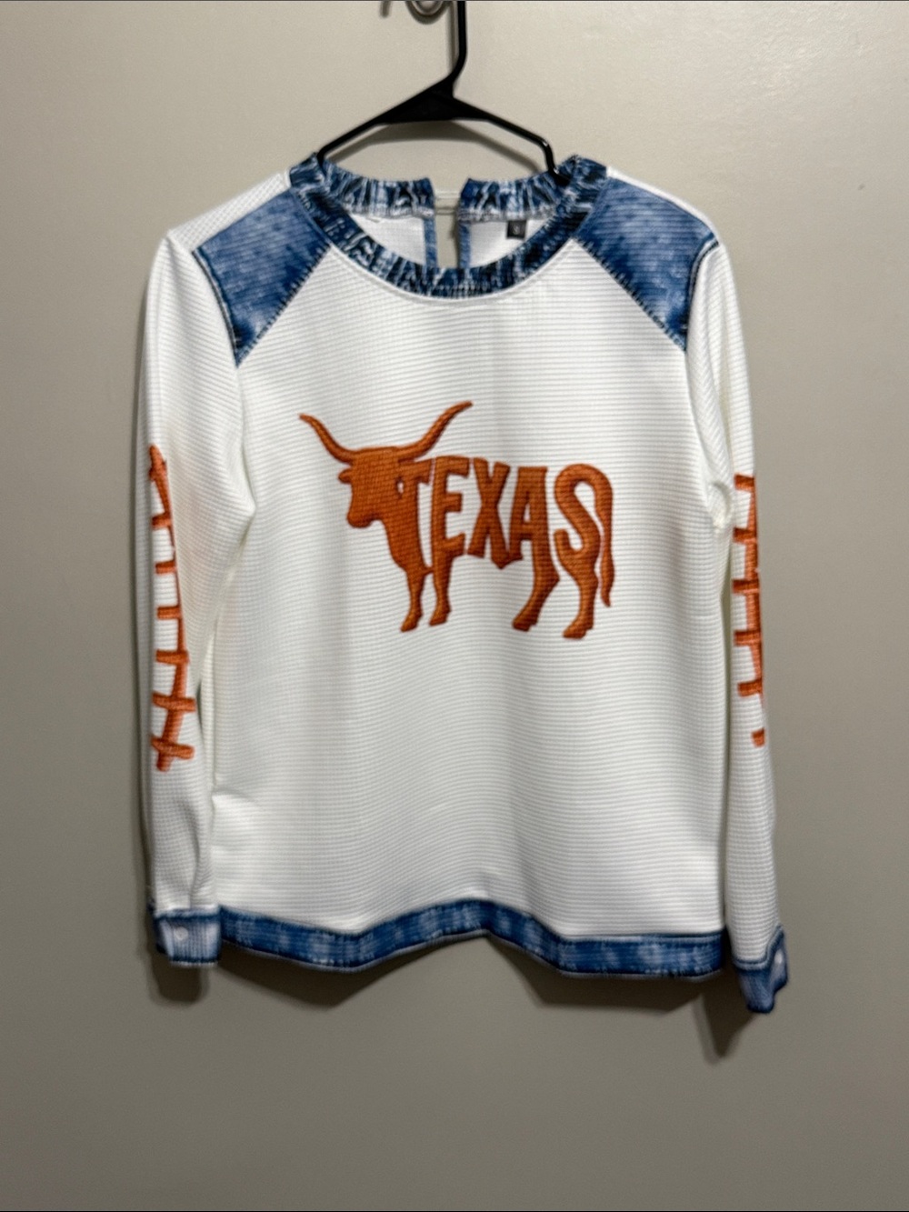 White Long-Sleeve 'Texas' Graphic Top with Denim look Trim